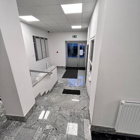 גורז'וב ווילקופולסקי Apartament Walczaka 43 Miejsce Parkingowe מראה חיצוני תמונה