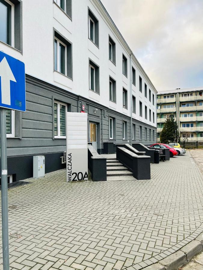 גורז'וב ווילקופולסקי Apartament Walczaka 43 Miejsce Parkingowe מראה חיצוני תמונה